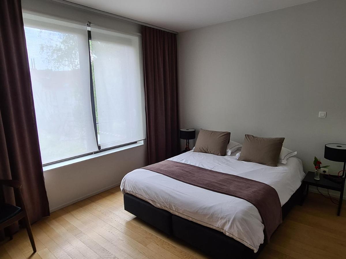B&B A Cote Du Cinquantenaire Etterbeek ภายนอก รูปภาพ